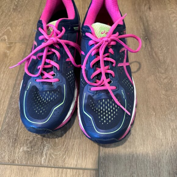 Asics Gel-Kayano 22 Running Shoe- Women's- 11.5 - Picture 4 of 6